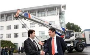 2015���ϰ����(gu��)��ȫ������ԽҰ���ؙC(j��)�Ј�(ch��ng)����