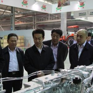 ʡ�֏��������L�{(di��o)���R�����b����������(f��)�Ϸʮa(ch��n)�I(y��)��Ⱥ�l(f��)չ